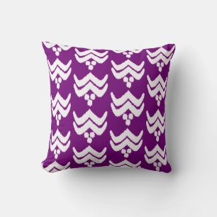 Coussin Ikat stylisé floral - améthyste violet et blanc