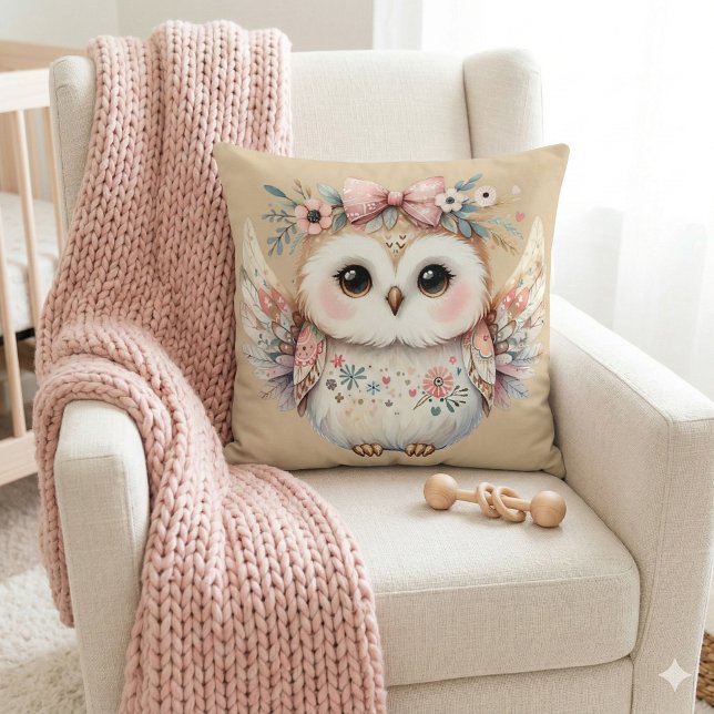 Coussin Illustration de chouette Kawaii Boho (Kawaii Boho Owl Illustration Throw Pillow Mockup A)