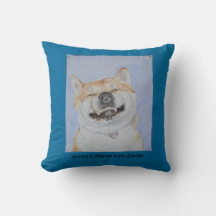 Coussin image drôle de chien d'akita souriant avec le