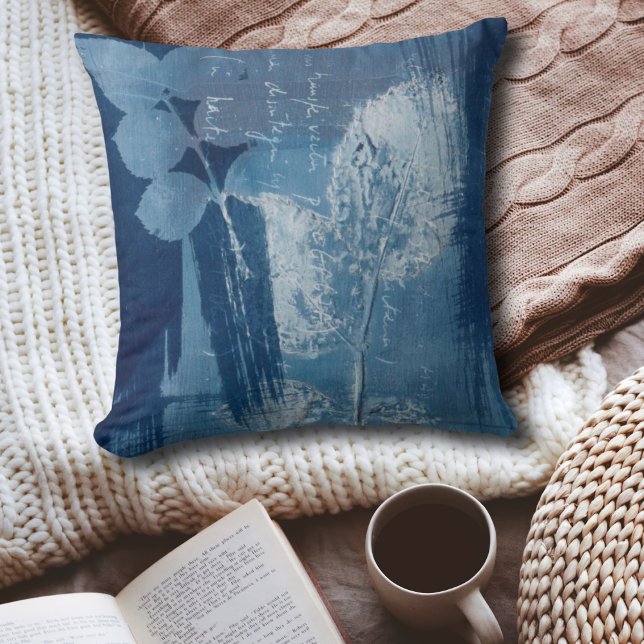 Coussin Impression botanique moderne bleu et blanc (Créateur téléchargé)
