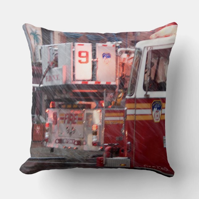 Coussin Incendie le 10ème ST (Recto)