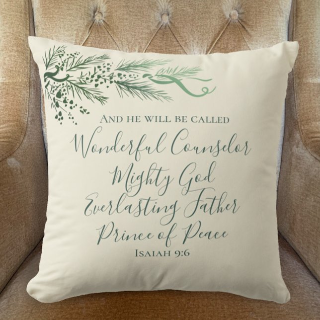 Coussin Isaïe personnalisée 9:6 Déco de Noël moderne en pi (Isaiah 9:6 Prince of Peace Bible Verse with modern green pine and elegant script.  Christmas Decor.)