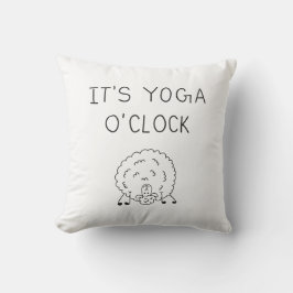 Coussin It’s Yoga O’Clock Sheep