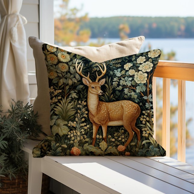 Coussin Jardin botanique vintage de cerfs (Créateur téléchargé)