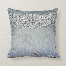 Jean en Denim Bleu et Dentelle Blanche en Forme de