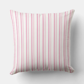 coussin jeté bandes rose tendre