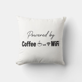 Coussin jeté drôle alimenté par le café et le wifi citatio