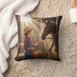 Coussin Jeune fille nourrissant un cheval avec des carotte