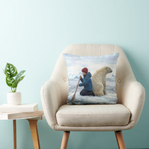 Coussin Jeune garçon sur la glace secourant un ours polair