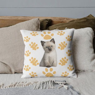 Coussin Joli jeune chat siamois personnalisé blanc beige