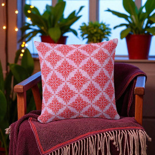Coussin Joli motif damassé rouge et rose