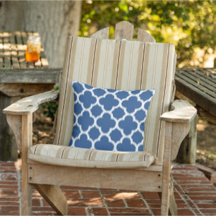 Coussin Joli motif mosaïque quatrefeuilles ikat bleu marin