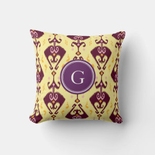Coussin Joli motif tribal ikat violet jaune monogramme