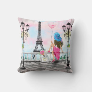 Coussin Jolie femme et ballon de coeur rose - I Love Paris