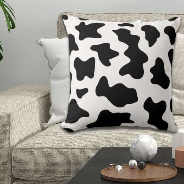 Coussin jolie impression de vache laitière de ferme noir e (cute black and white farm dairy cow print throw pillow)