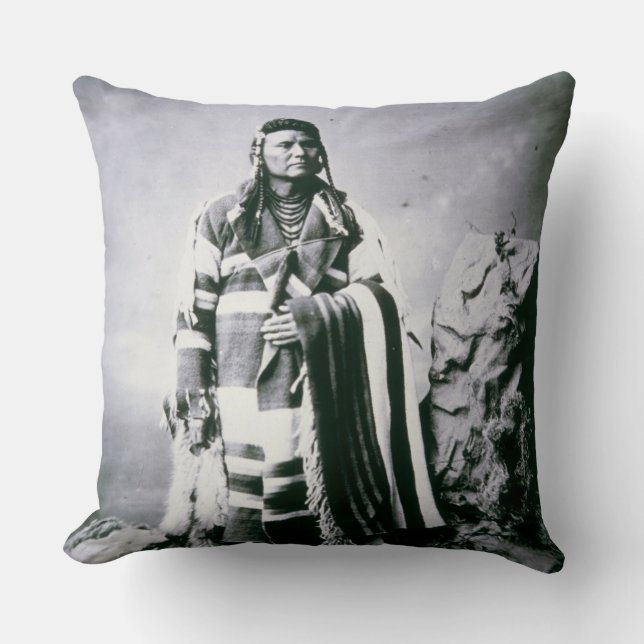 Coussin Joseph en chef (1840-1904) c.1880 (photo de b/w) (Recto)