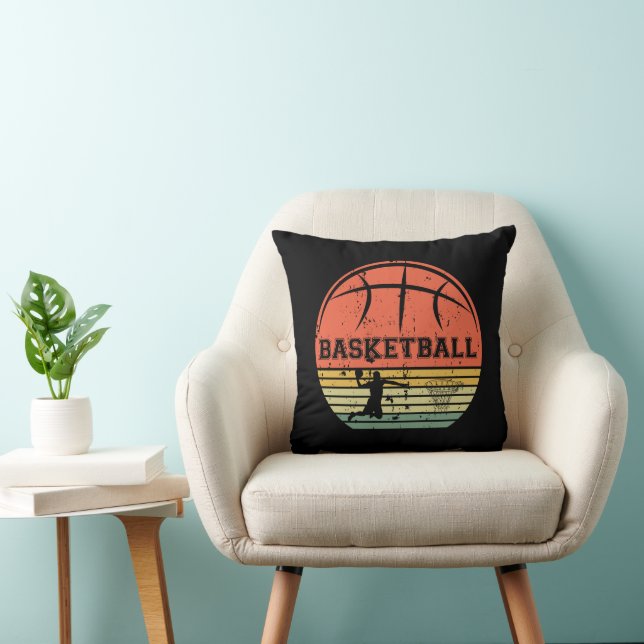Coussin Joueur de basket-ball slunk coucher de soleil rétr (Chaise)