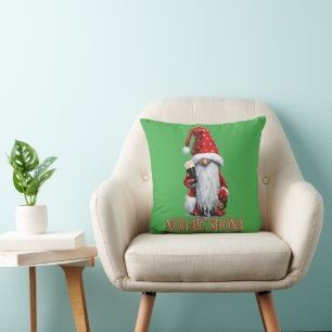 Coussin Joyeux Noël Gnome tenant un verre de Irish Dry