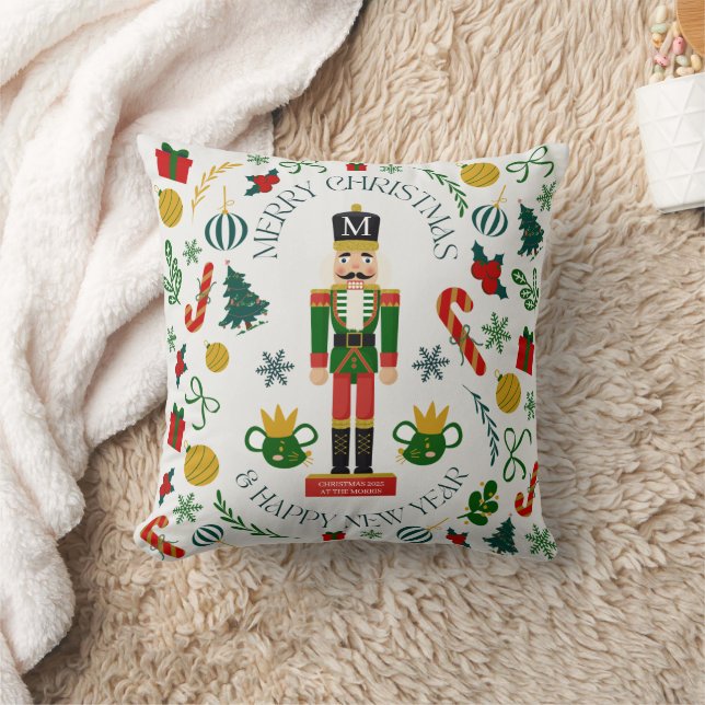 Coussin Joyeux noisette de Noël monogramme personnalisé (Couverture)