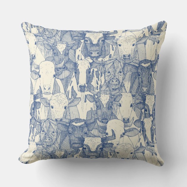 Coussin juste bœuf classique perle bleue (Recto)