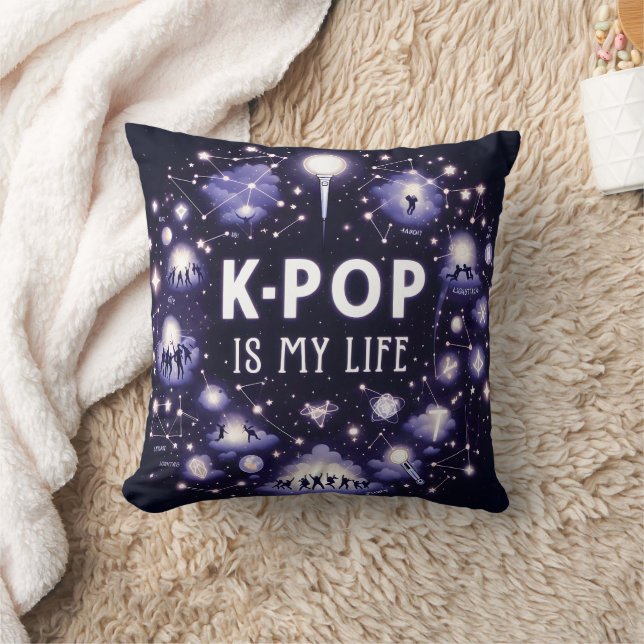 Coussin K-pop est ma vie flottant parmi les étoiles (Couverture)