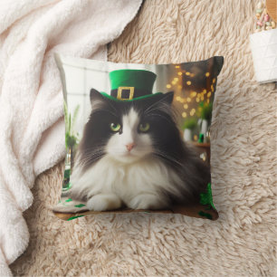 Coussin Kitty noir et blanc irlandais