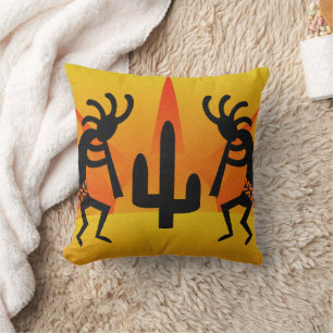 Coussin Kokopelli Avec Cactus Dans Le Sud-Ouest Du Coucher