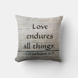 Coussin La Bible Écriture L'amour Endures
