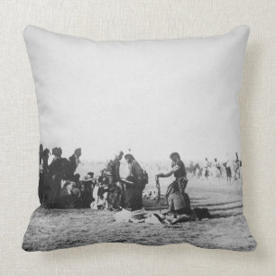 Coussin La danse de fantôme, le Dakota du Sud, 1890 (phot