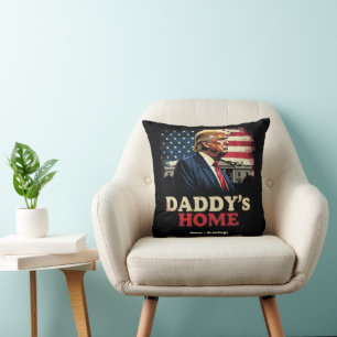 Coussin La maison de papa 2025 Une vision patriotique et d