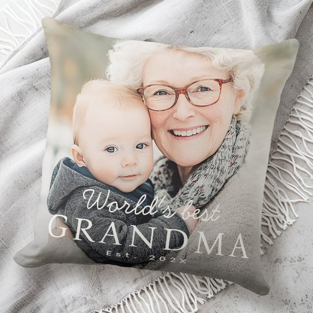 Coussin La meilleure grand-mère du monde photo de l'année  (World's best grandma grandmother est year photo throw pillow)