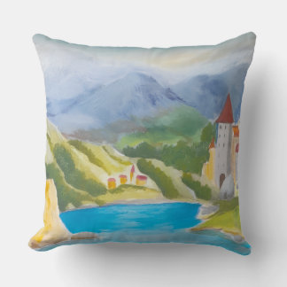 Coussin Lac dans les montagnes.