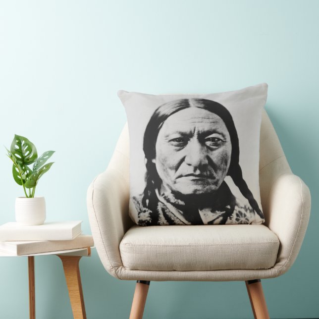 Coussin Lakota Chef Abandon : assis Bull Fort Buford (Chaise)
