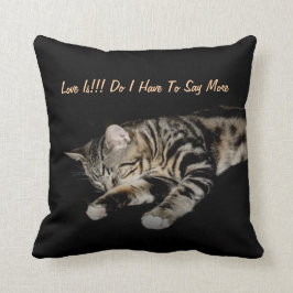 Coussin L'amour est. Bonbon à Kitty