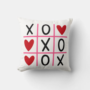 Coussin L'amour gagne Tic-Tac-Toe