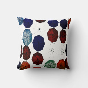 Coussin lancez des parapluies blancs bleus ou bleus extéri