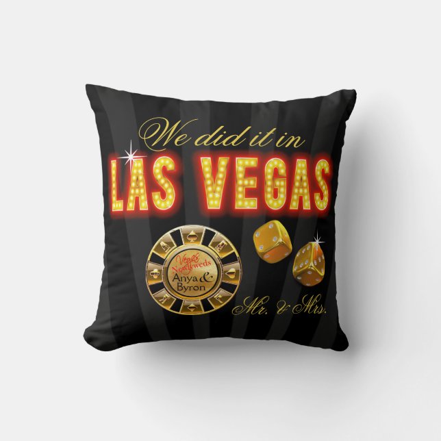 Coussin Las Vegas Lights Mr. & Mme Newlyweds | noir (Recto)