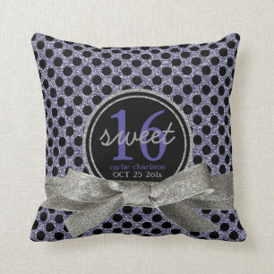 Coussin Le à petits pois pourpre étincelant a personnali