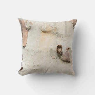 Coussin Le camouflage du platane ressemble à un motif d'éc