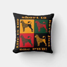 Coussin Le chien d'eau portugais intelligent