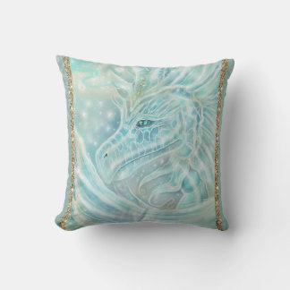 Coussin Le dragon fantasy "Starlight" de Renee Lavoie