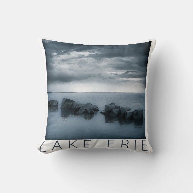 Coussin Le lac Érié - nuages et roches (Recto)