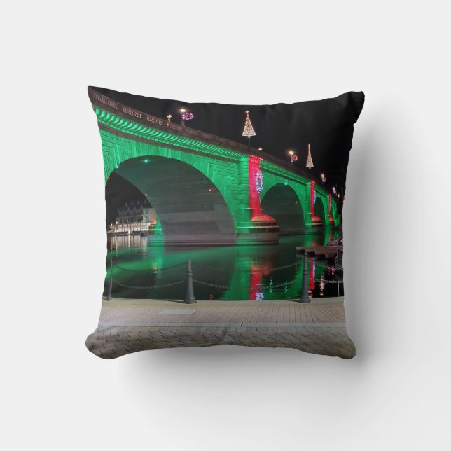 Coussin Le pont de Londres, le lac Havasu, Az. (Recto)