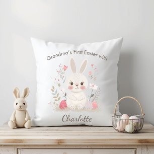 Coussin Le premier Pâques de grand-mère personnalisé