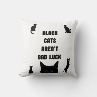Coussin Les chats noirs n'ont pas mauvaise chance