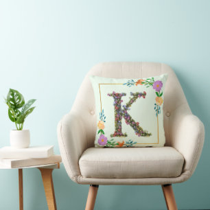 Coussin Lettre K de l'alphabet floral