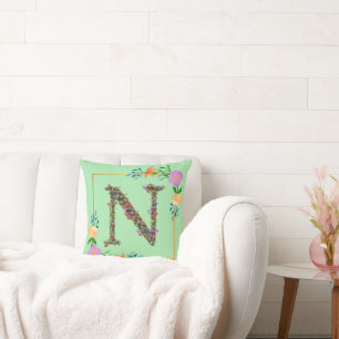 Coussin Lettre N de l'alphabet floral