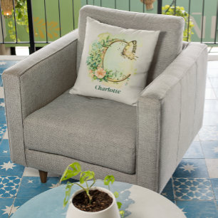 Coussin Lettre papillon floral personnalisée C Monogramme