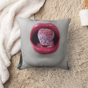 Coussin Lèvres fraises