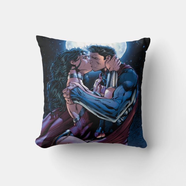 Coussin Ligue Justice #12 Wonder Woman & Superman Kiss (Recto)
